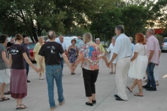 04_C_est-parti-pour-une-petite-danse